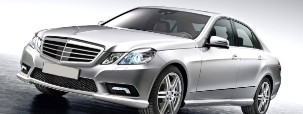 2010-Mercedes-Benz-E-Class-E350-Sedan-11